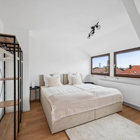 Malu Rooms - Top Lage, Kostenloser Parkplatz, Klima, Netflix, 24H Checkin Ludwigsburg Zewnętrze zdjęcie