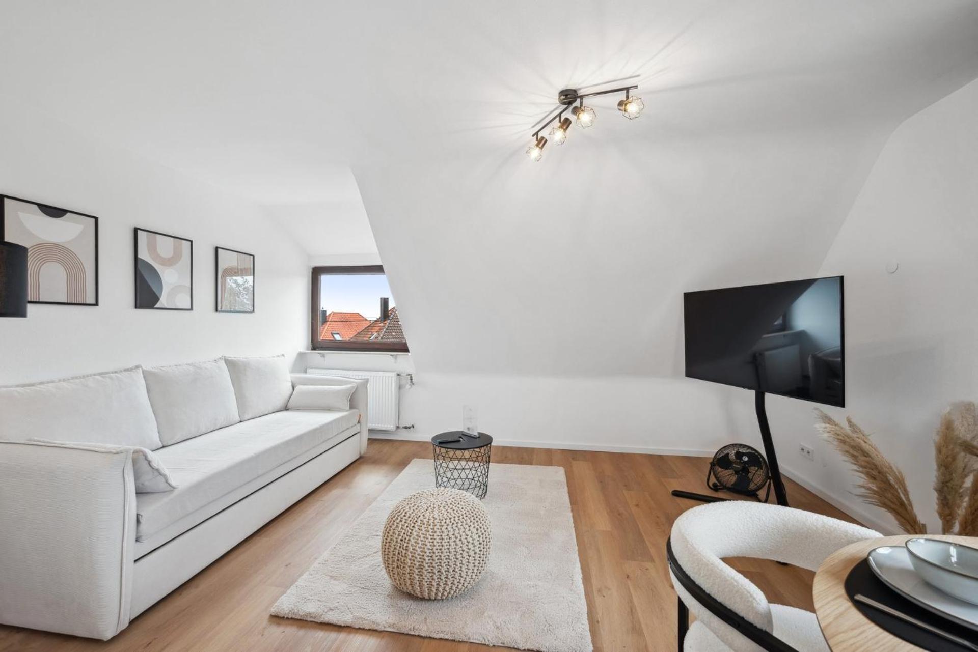 Malu Rooms - Top Lage, Kostenloser Parkplatz, Klima, Netflix, 24H Checkin Ludwigsburg Zewnętrze zdjęcie