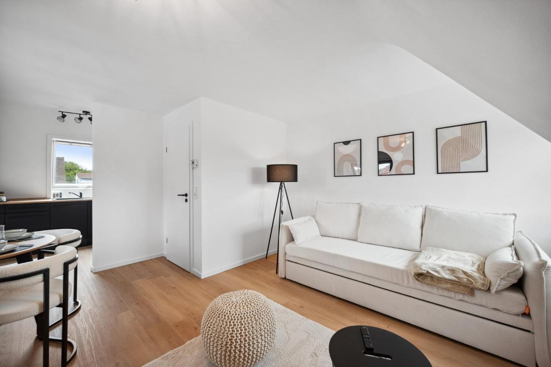 Malu Rooms - Top Lage, Kostenloser Parkplatz, Klima, Netflix, 24H Checkin Ludwigsburg Zewnętrze zdjęcie